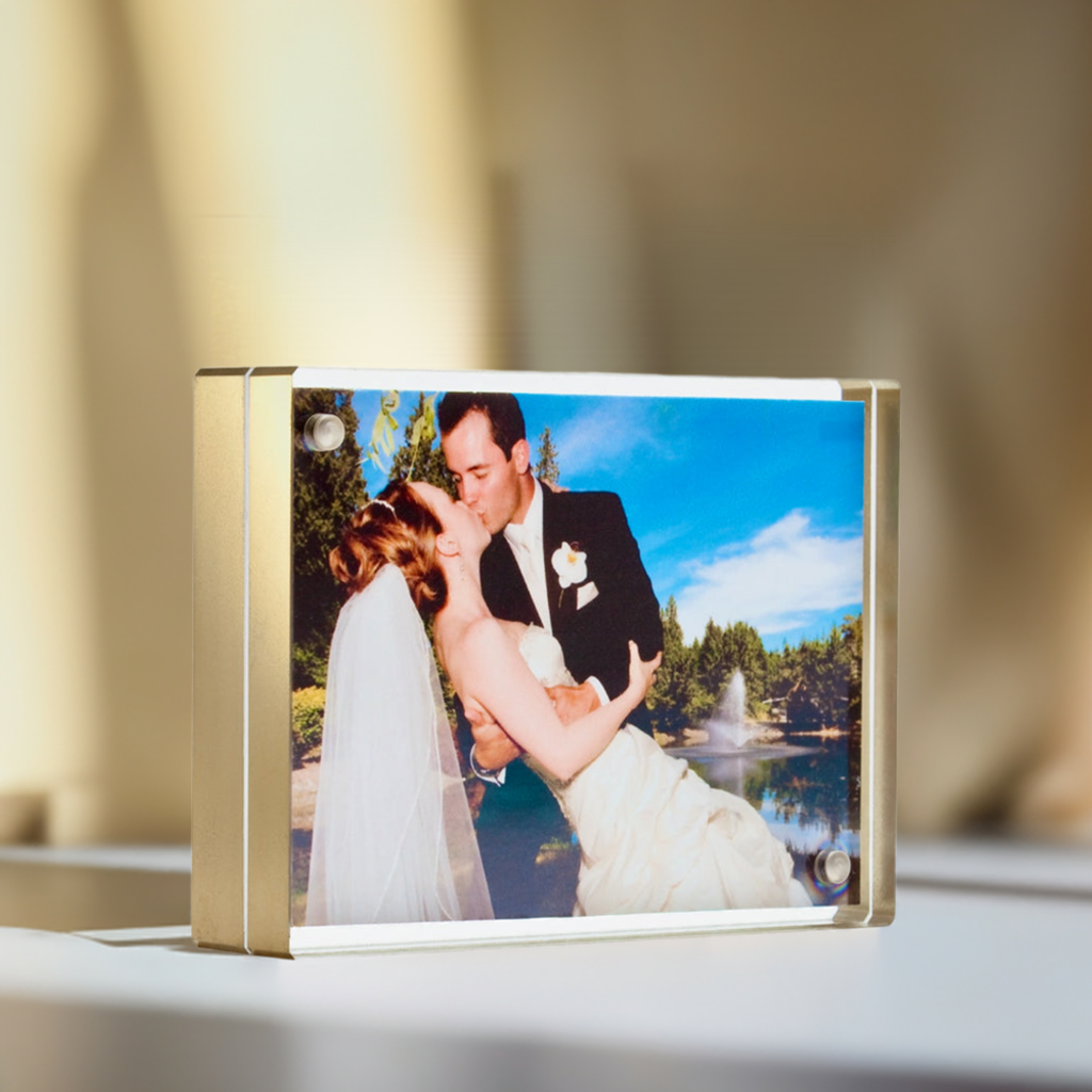 Glitzy Gold Color Edge Magnet Frame - 5 Sizes
