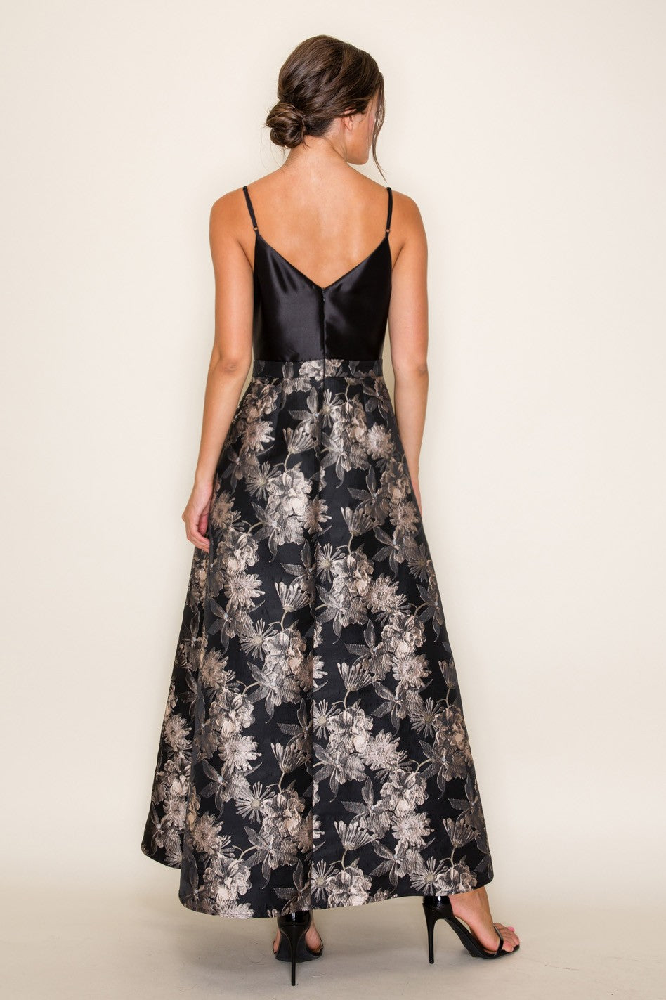 Floral Jacquard Sweetheart Neck Midi Dress