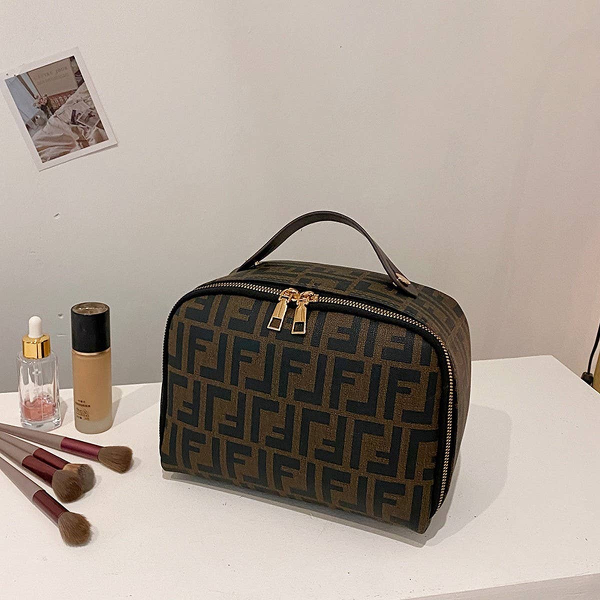 NEW LETTER PU LEATHER LARGE CAPACITY COSMETIC BAG