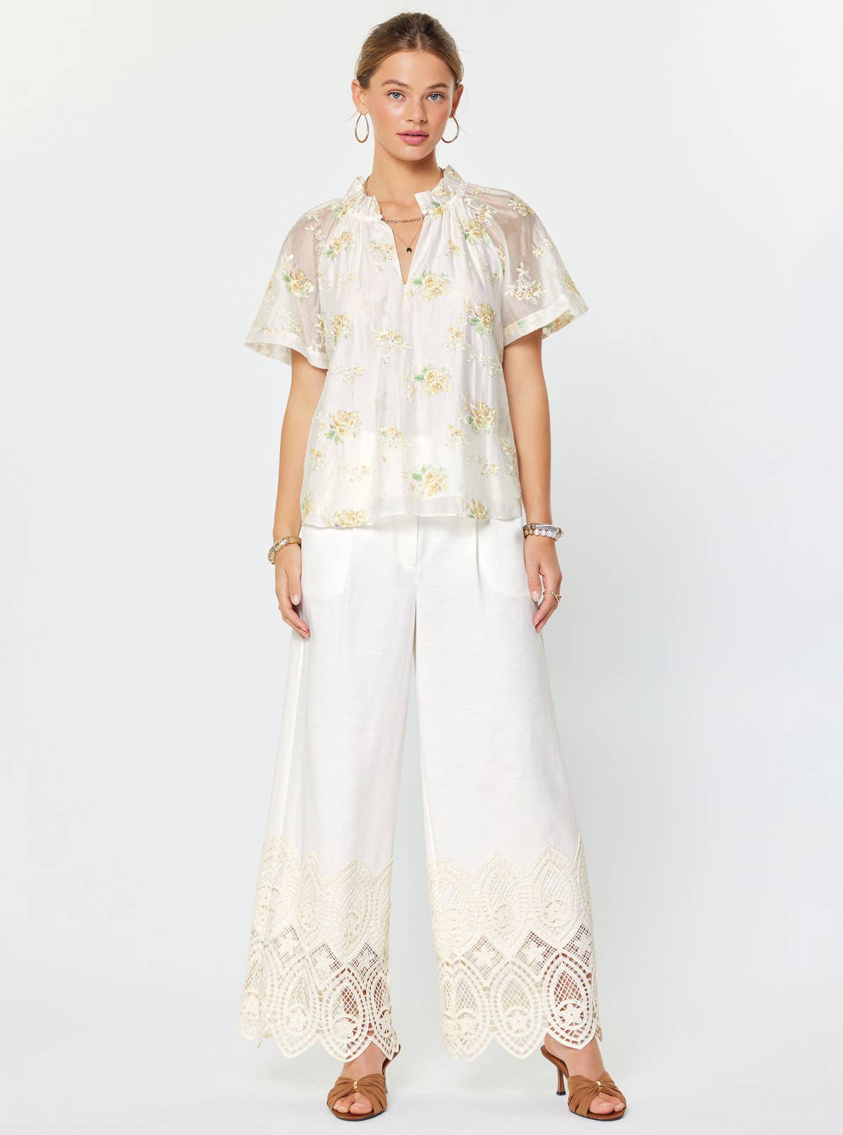 Floral Embroidered Short Sleeve Blouse