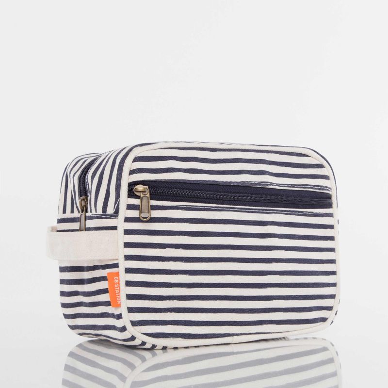 Stripes Travel Kit