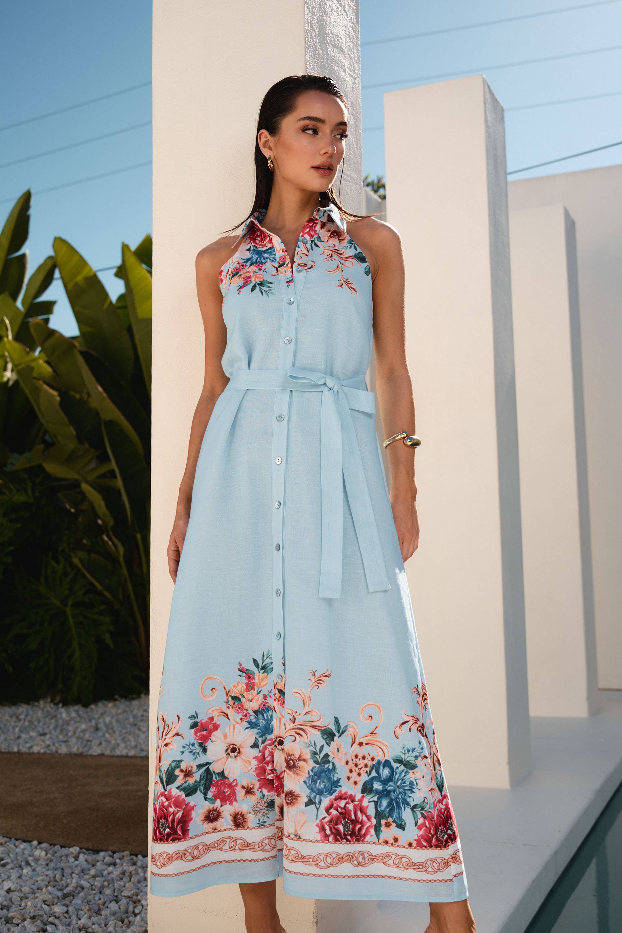 Floral button sleeveless maxi dress.