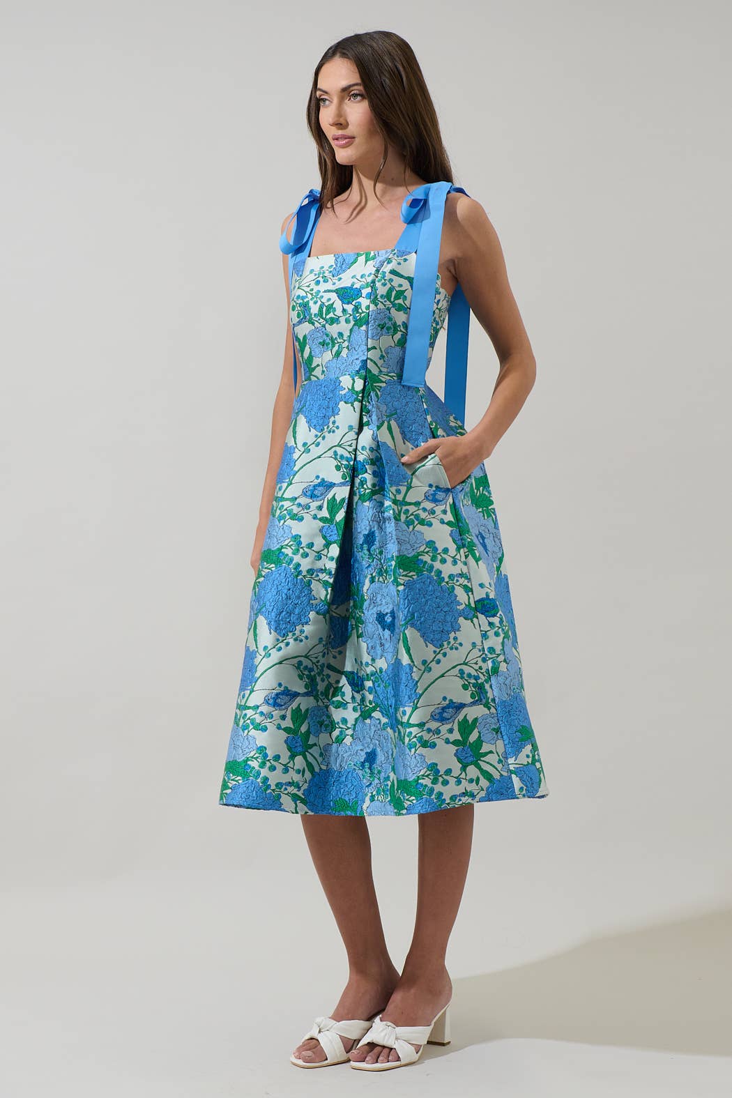 Willa Floral Dina Pleated Midi Dress