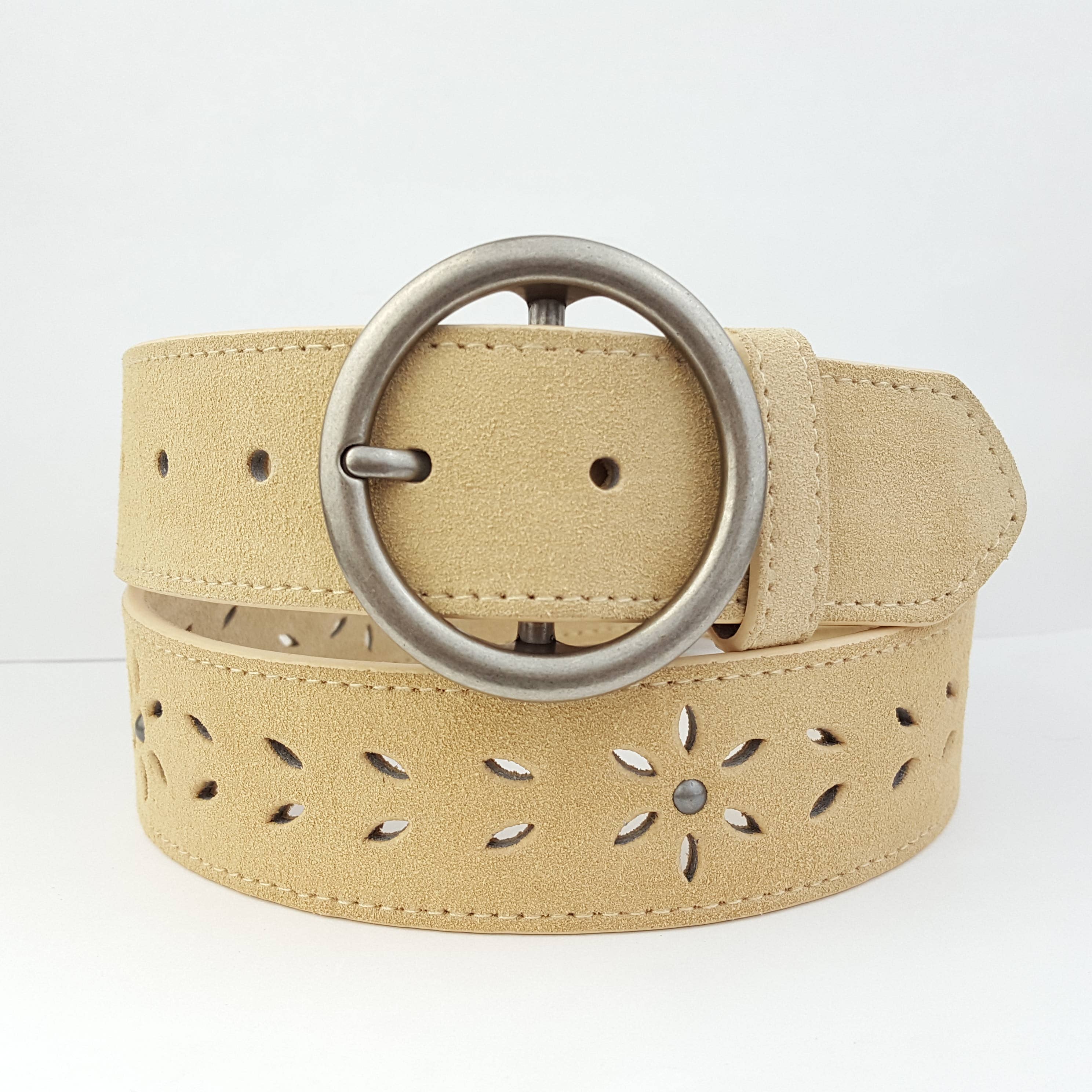 Genuine Suede Leather Belt w. Daisy cut-out design