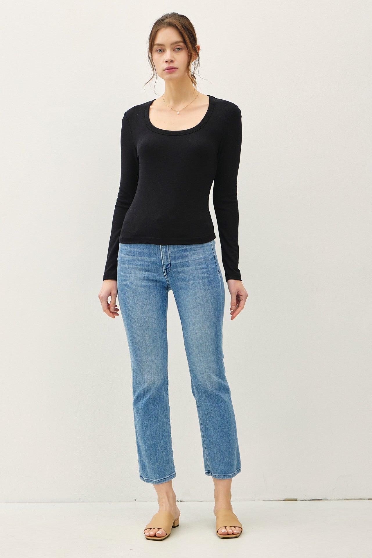 Basic Scoop Neck Long Sleeve Top