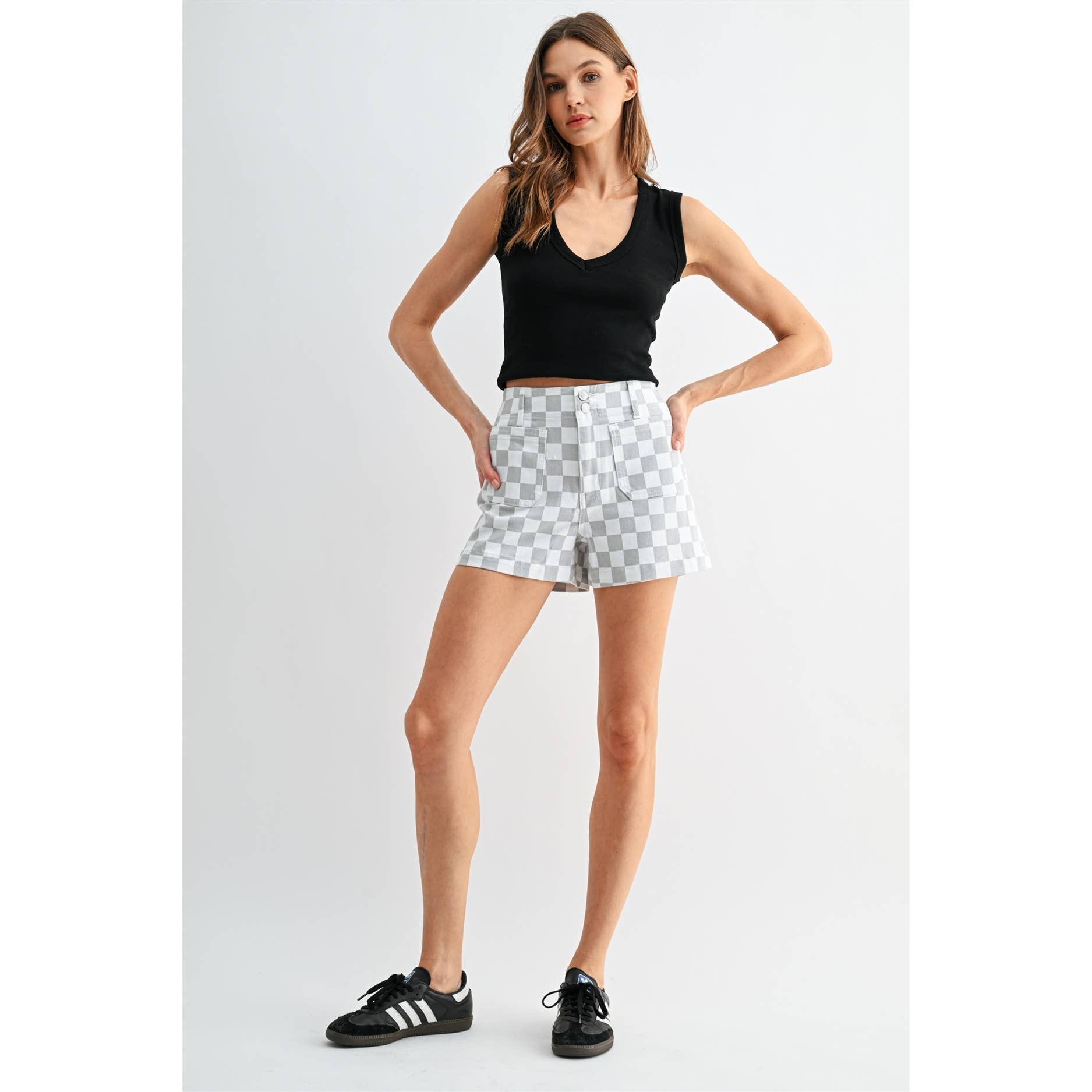 HIGH-RISE SHORTS CHESS PRINT