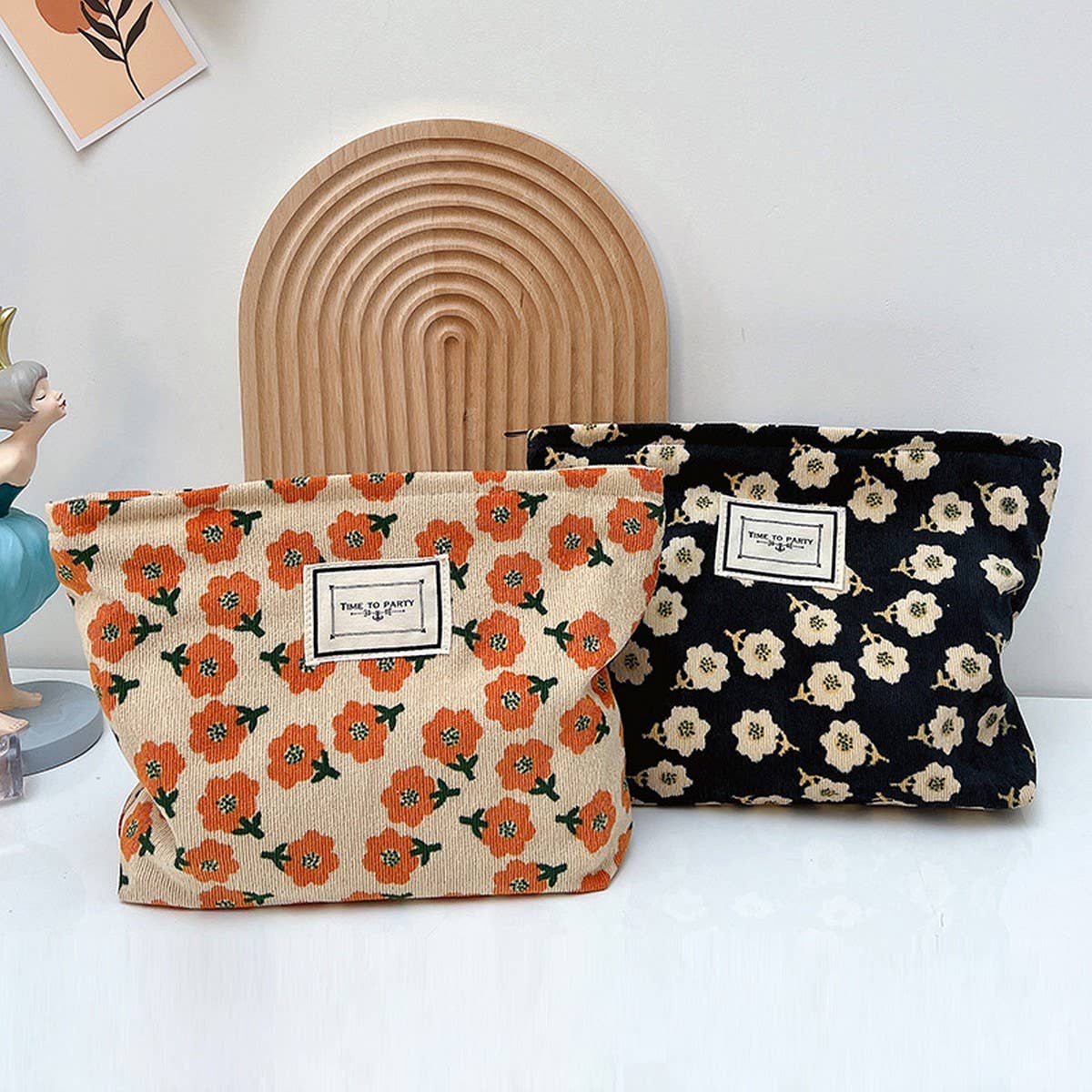 CORDUROY RETRO FLORAL LARGE CAPACITY MAKEUP BAG