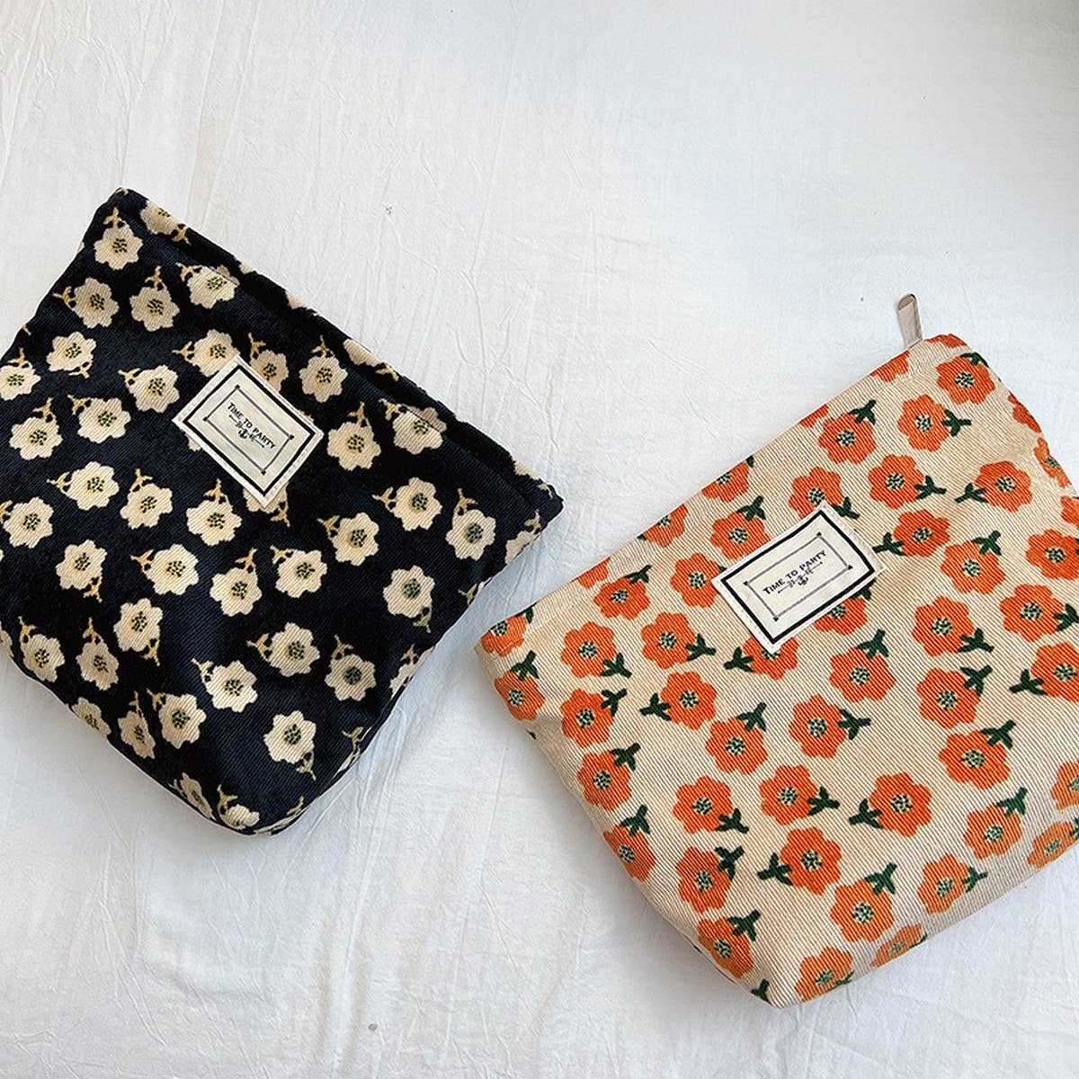 CORDUROY RETRO FLORAL LARGE CAPACITY MAKEUP BAG