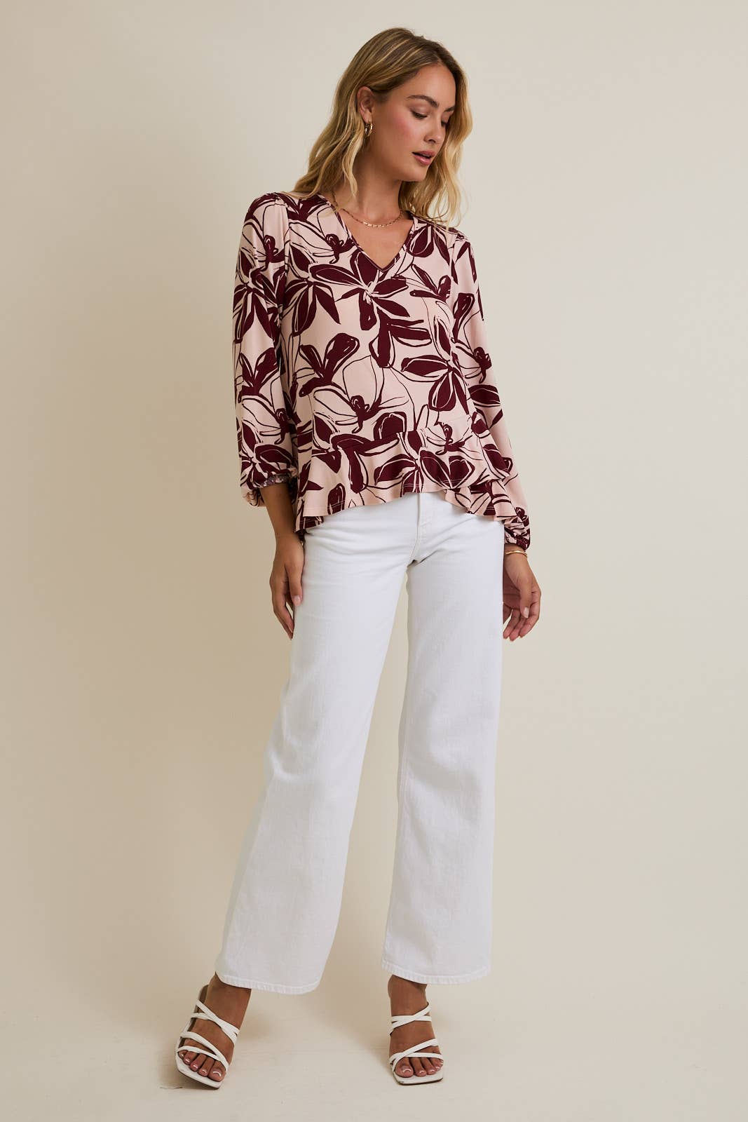 V-NECK LONG SLEEVE FLARE HEM FLORAL TOP