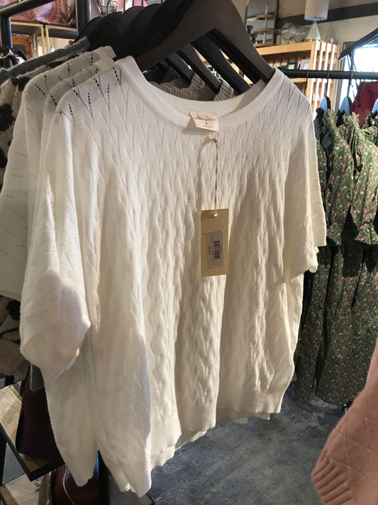 Short sleeve pointelle pattern top