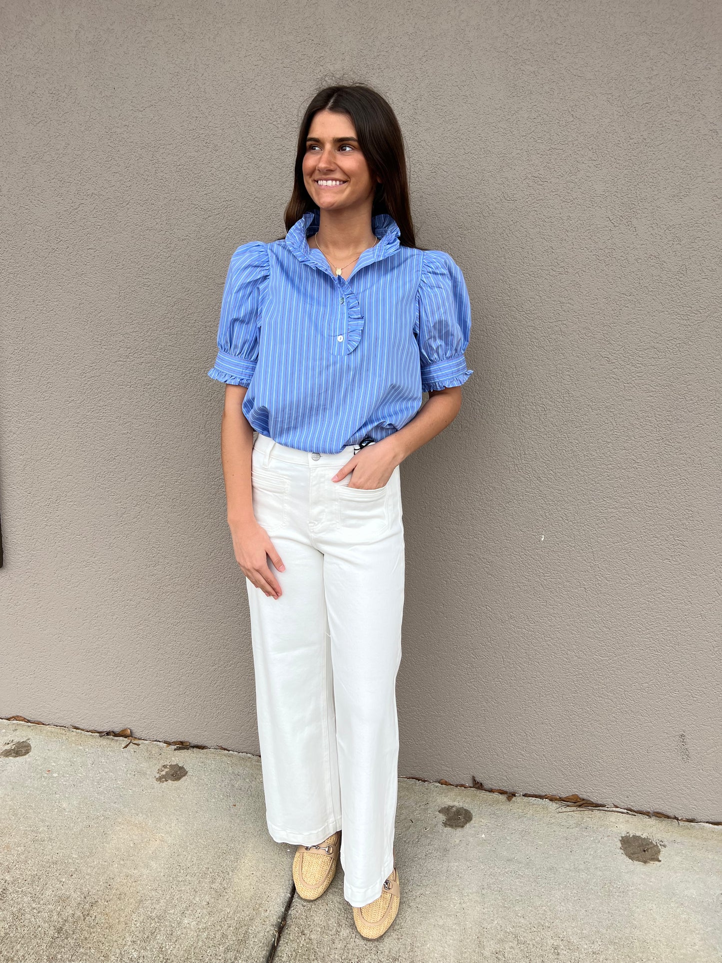 Easy Elegance Puff Top