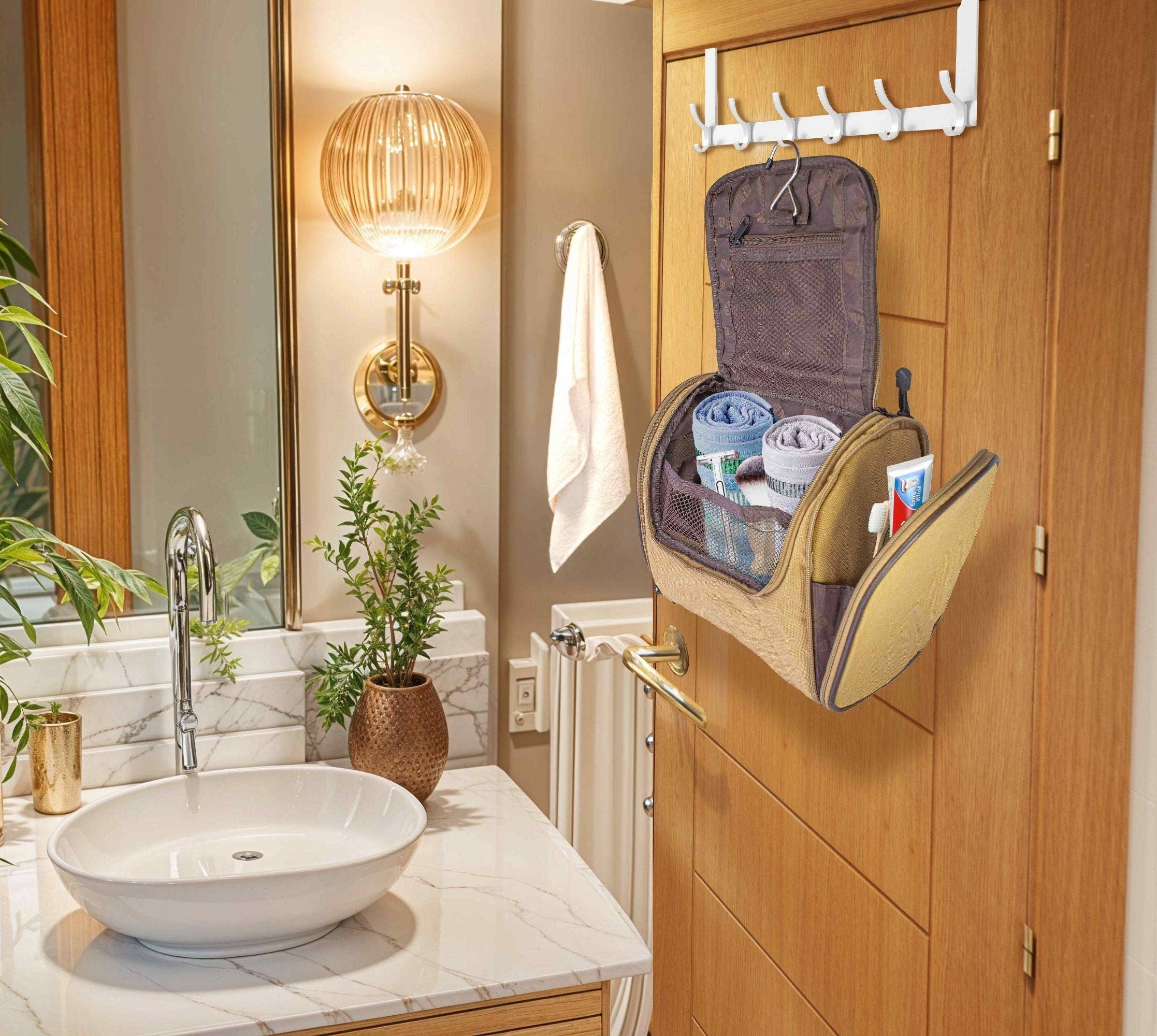 Ole Miss Rebels Men's Khaki Hanging Toiletry Bag.