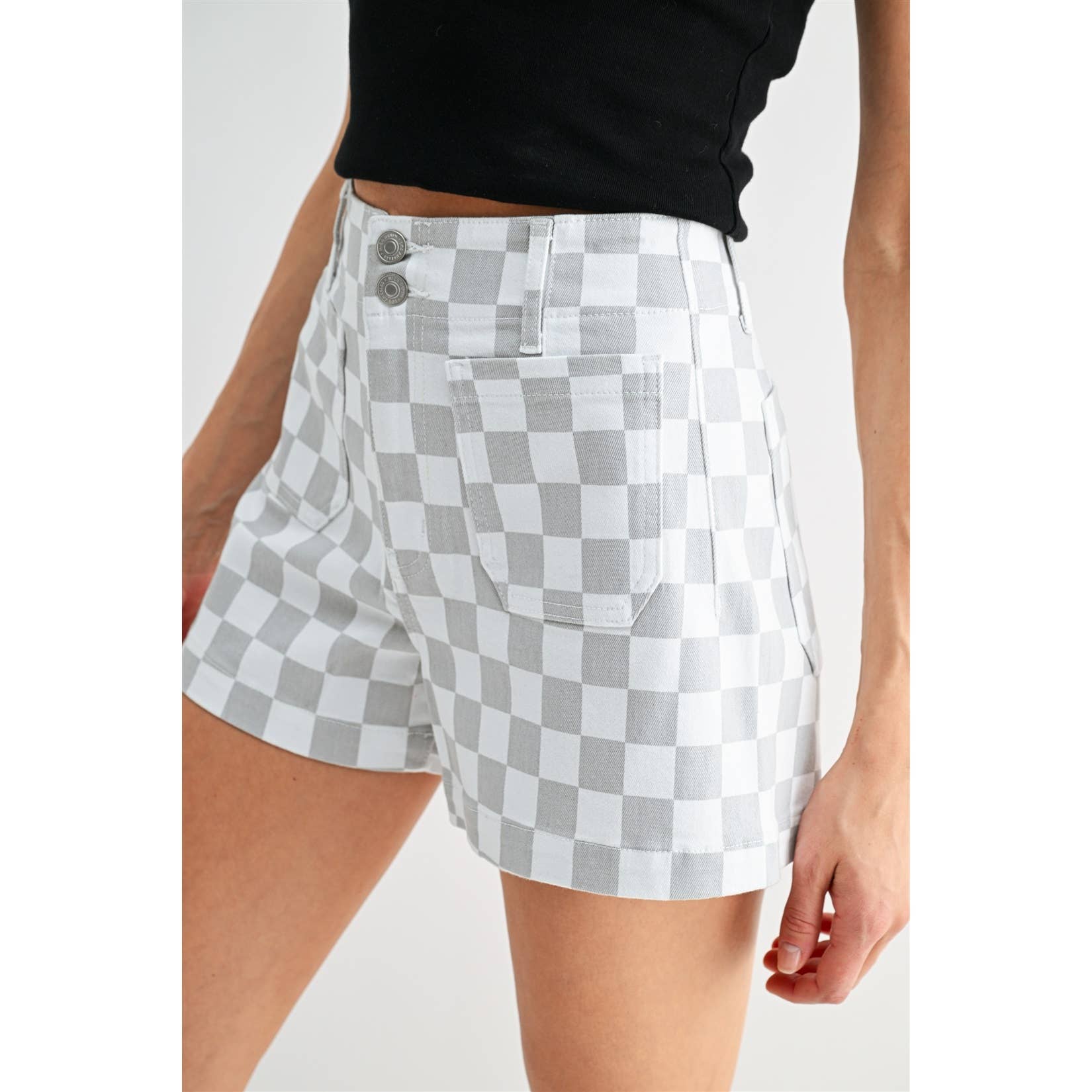 HIGH-RISE SHORTS CHESS PRINT
