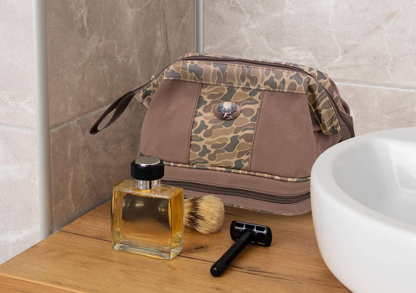 Buck Brown Waxed Canvas Old School Camo Men's Toiletry Dopp Bag.