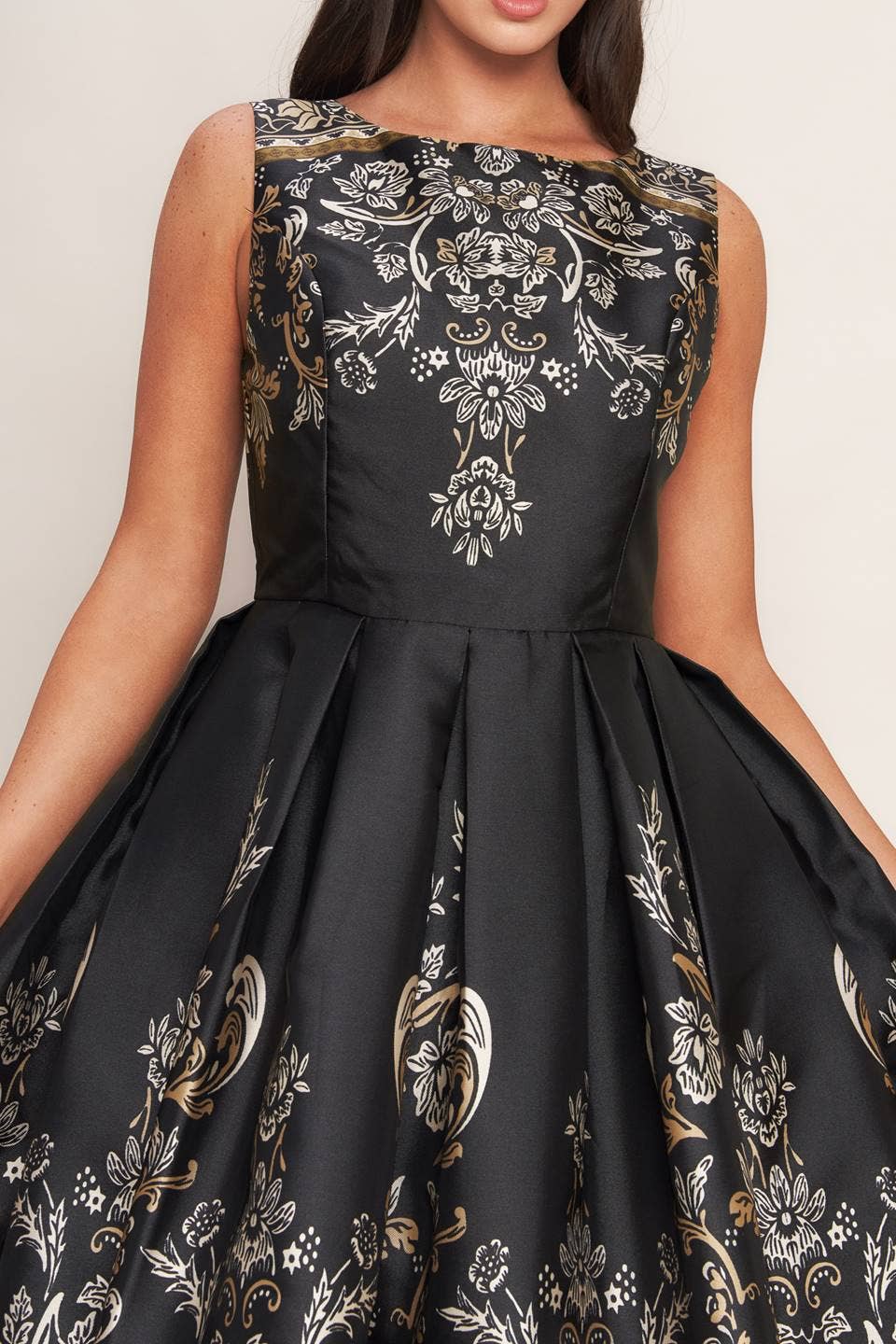 A printed woven midi dress