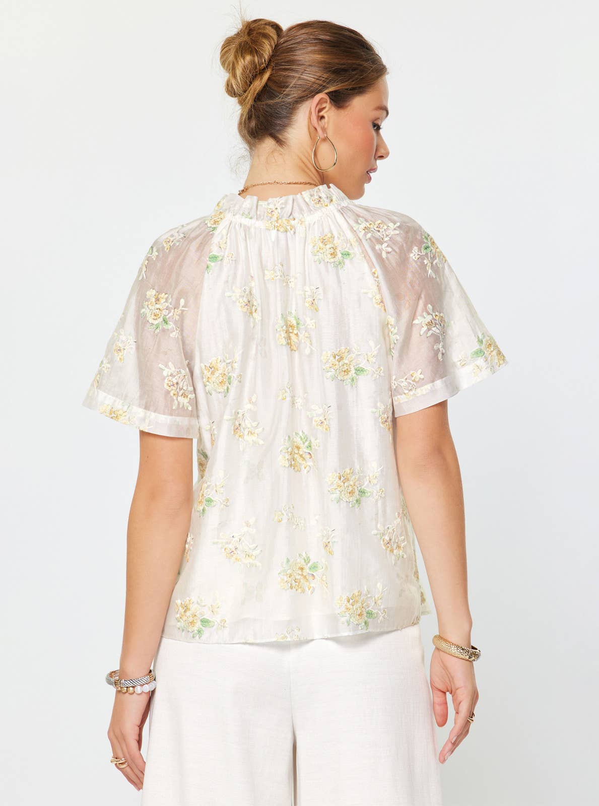 Floral Embroidered Short Sleeve Blouse