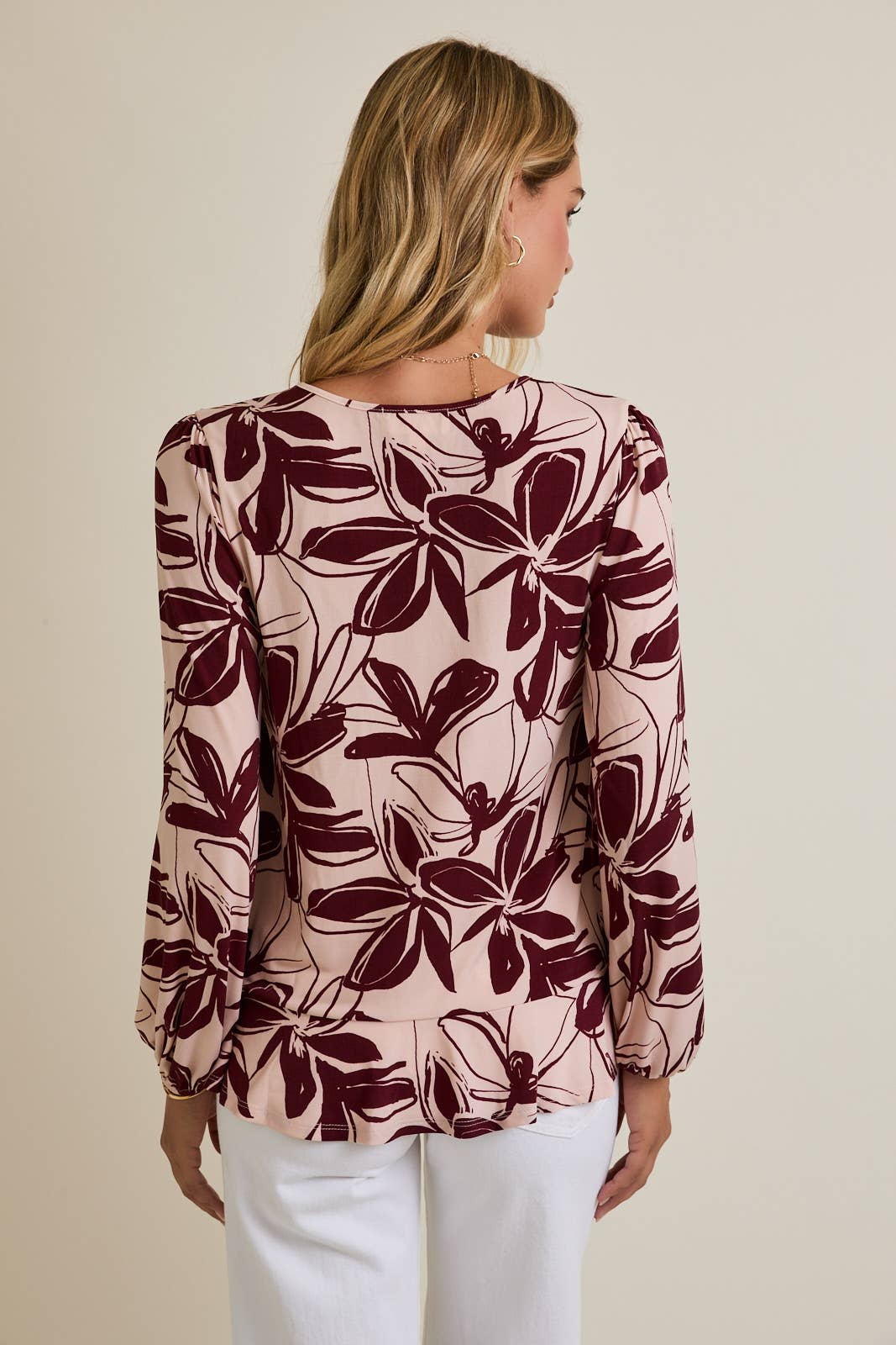 V-NECK LONG SLEEVE FLARE HEM FLORAL TOP
