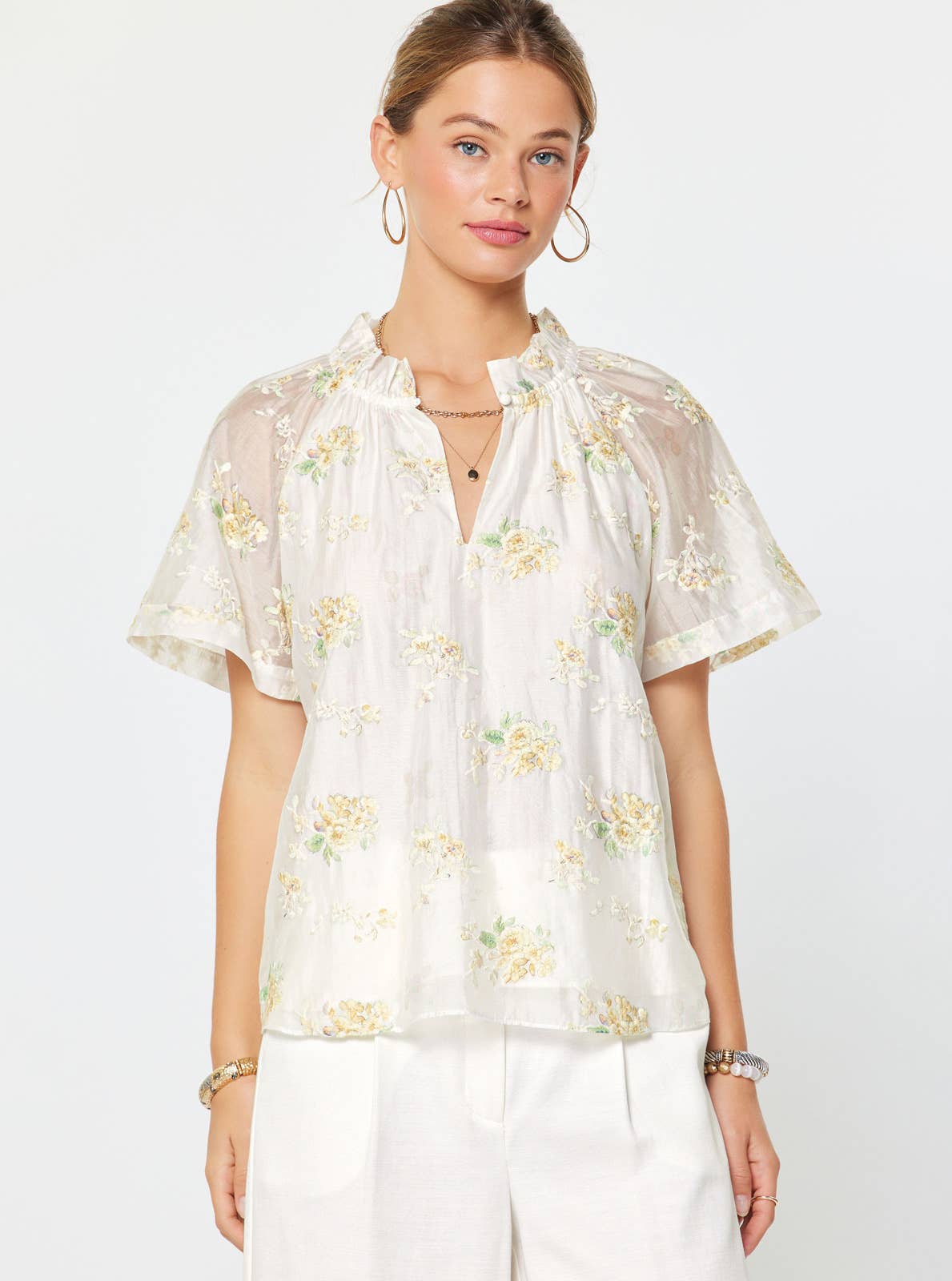 Floral Embroidered Short Sleeve Blouse