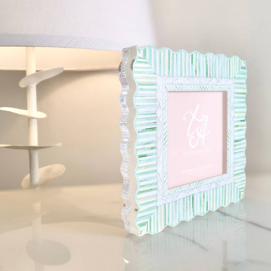 Acrylic Magnetic Frame - Green & White